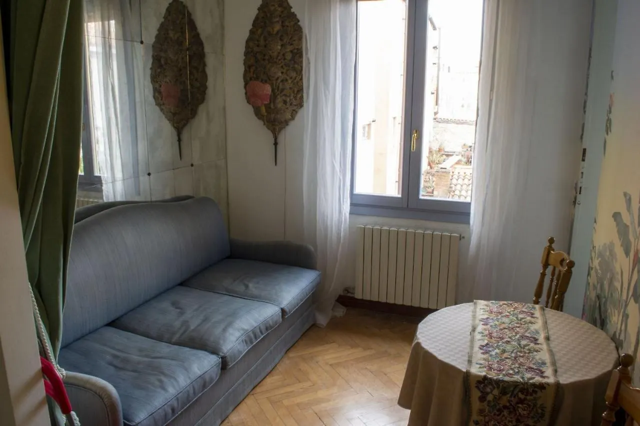 San Vio Dorsoduro Academia By Halldis Venice Apartment